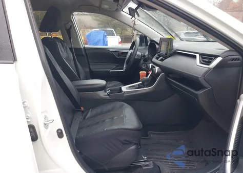 2021 Toyota Rav4 Le z USA, uszkodzony, nr VIN 2T3F1RFV0MC248475